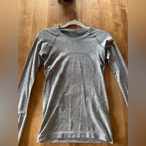 Swiftly Tech Long Sleeve